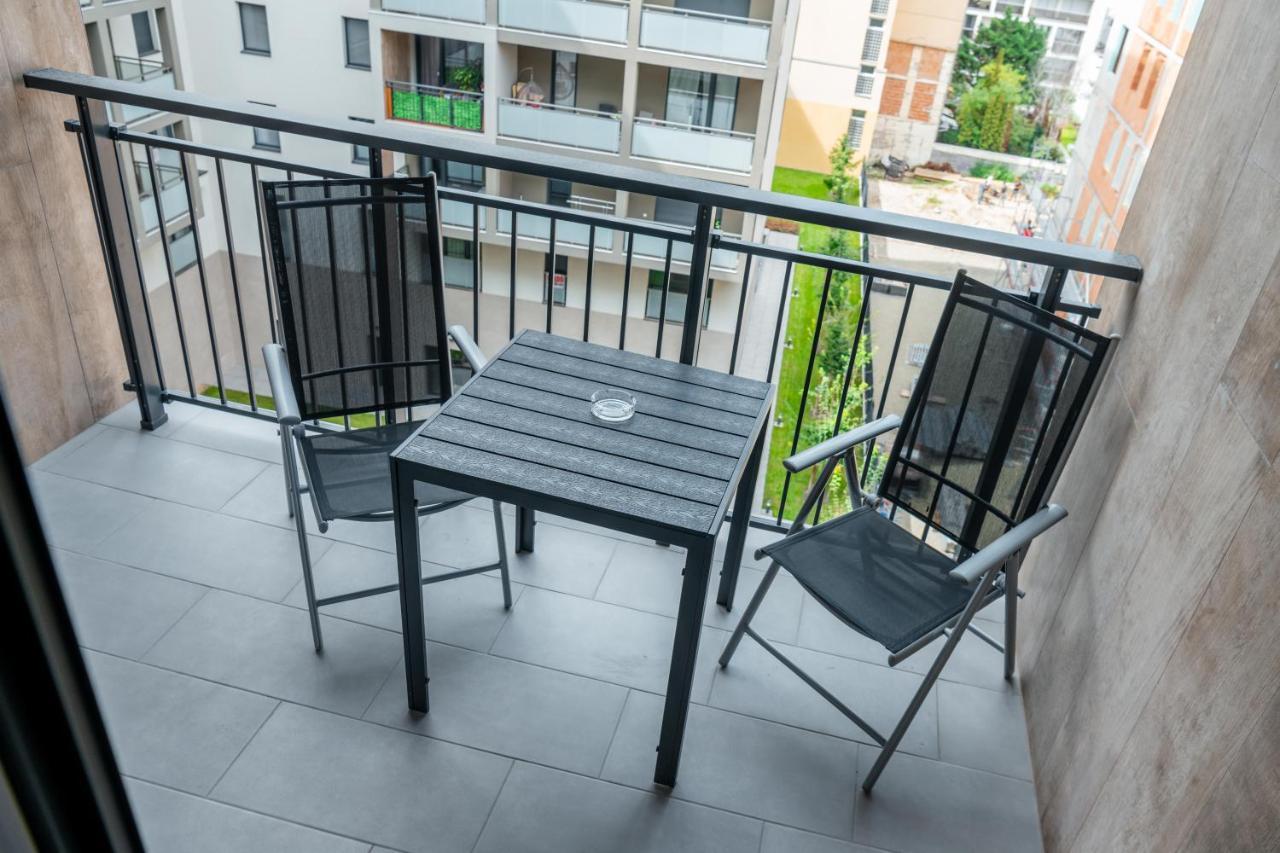 Westside Apartments By Urbanrent Budapest Extérieur photo