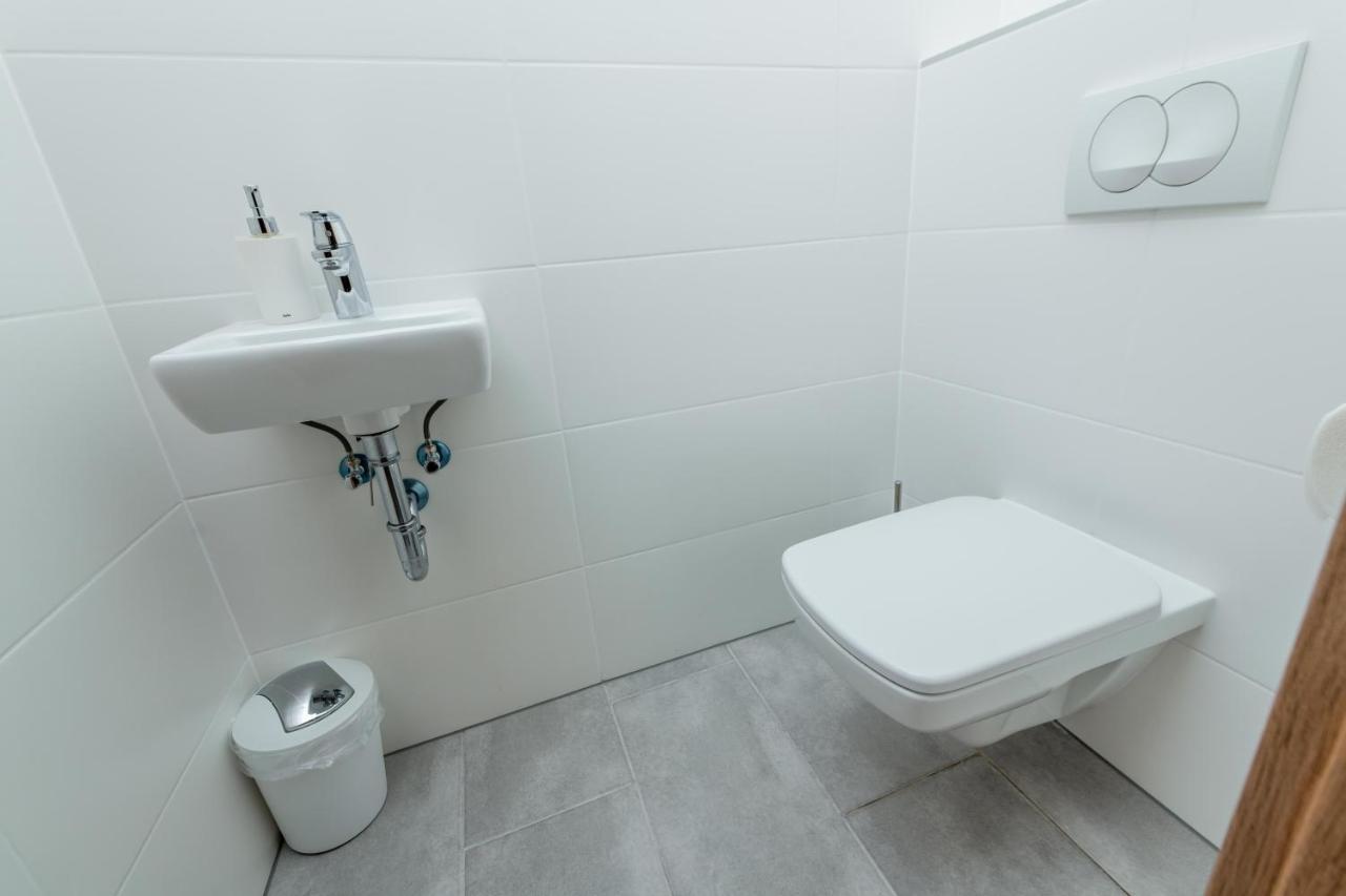 Westside Apartments By Urbanrent Budapest Extérieur photo
